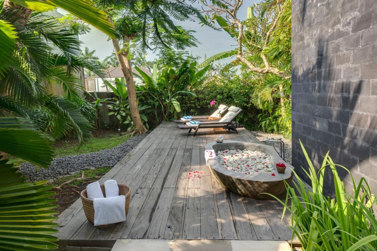 Villa Kavya - 8-Minute Walk From Berawa Beach Canggu  Luaran gambar